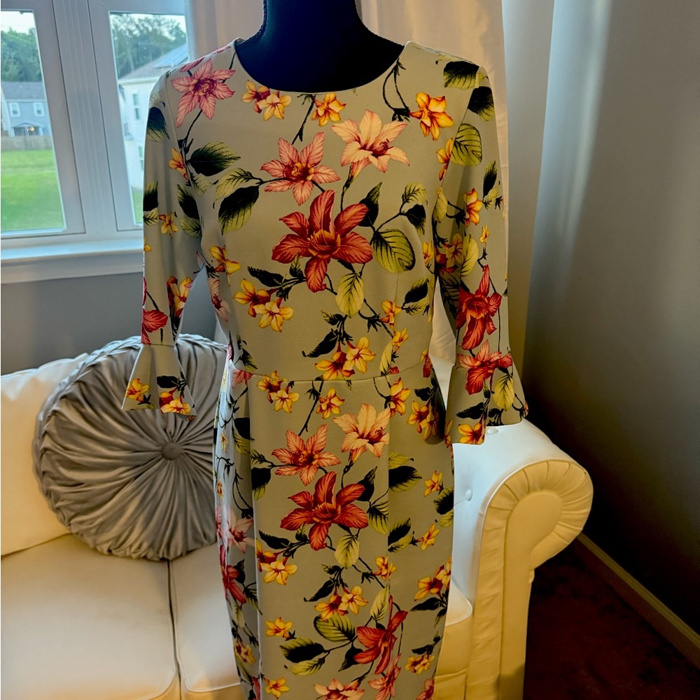 Bluish gray, floral, feminine dress NWT size 8